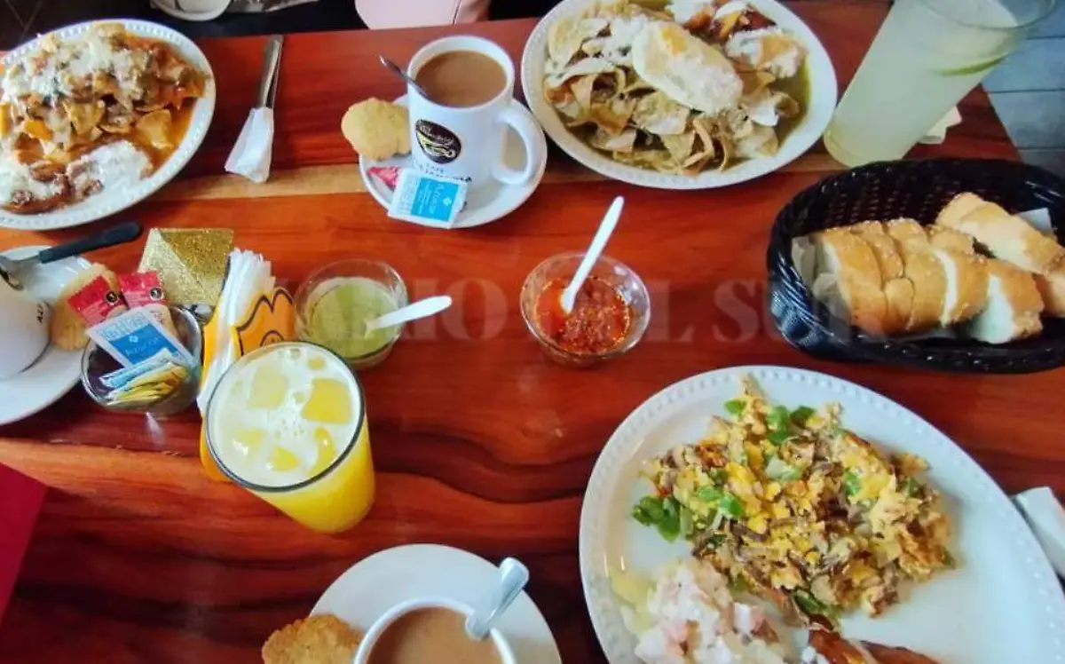 desayuno en café Alejandría